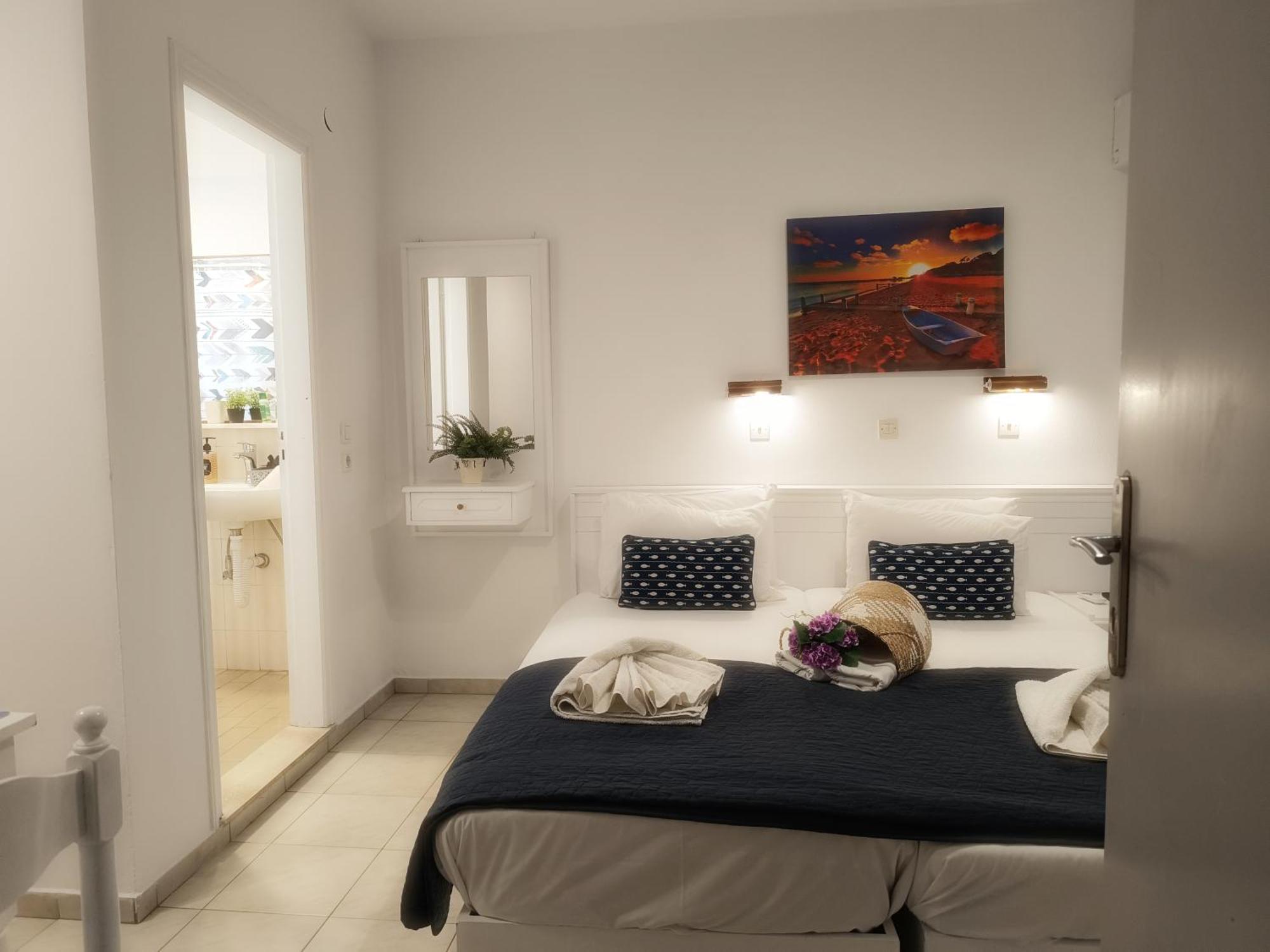 Nautilus City Studios & Apartments Rhodes City Номер фото